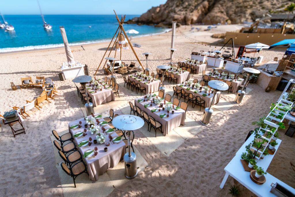 incentive travel dinner at the beach in Los cabos